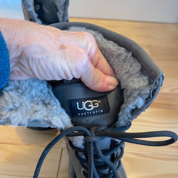 Ugg Men's Butte Waterproof Cold Weather Snow Boot - Size 7 - Picture 8 of 10